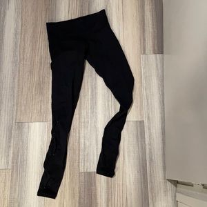 Lulu lemon black leggings size 4